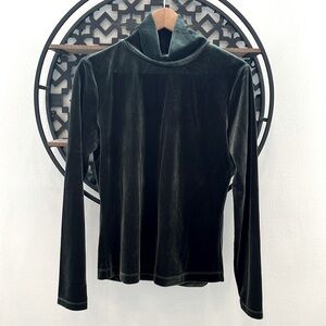 💕 Icône par Simons - Forest Green Velvet Top